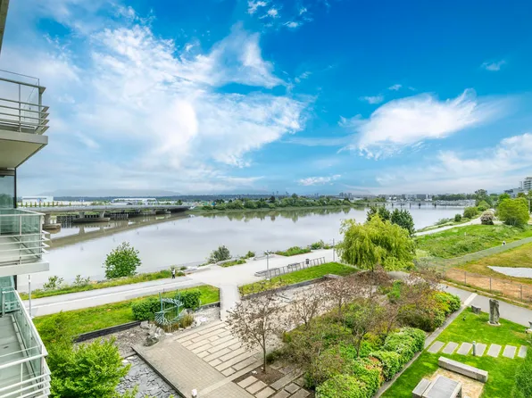 5131 Brighouse Way #401, Richmond, BC V7C 0A6