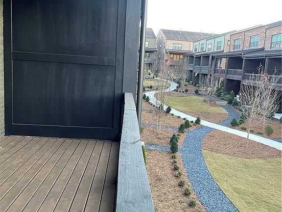 4th image of 6270 Cortland Walk
