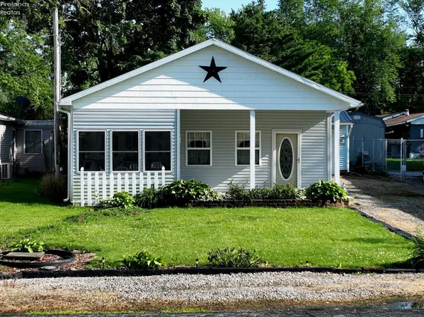 8048 E Mary Ln, Lakeside Marblehead, OH 43440