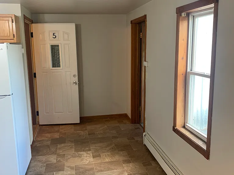 W2342 Northwestern Ave #5 — Photo 2