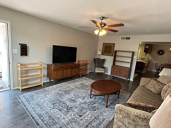 4th image of 1248 E Loma Vista Dr