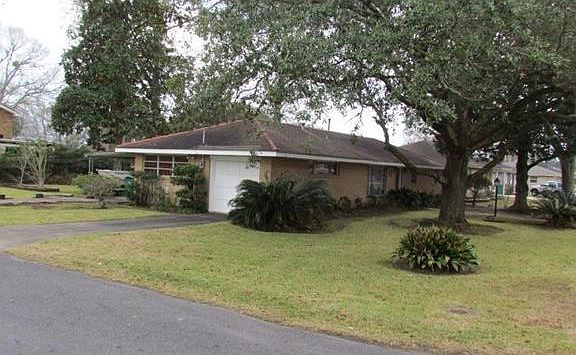 3rd image of 2801 Dolores Dr