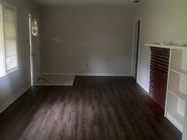 1312 Colquitt Ave — Photo 2