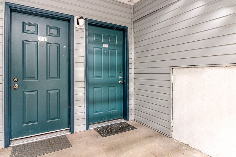 4th image of 33020 10th Avenue SW #D102