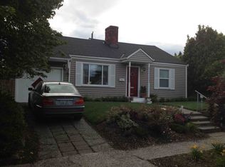 8211 22nd Ave NE, Seattle, WA 98115