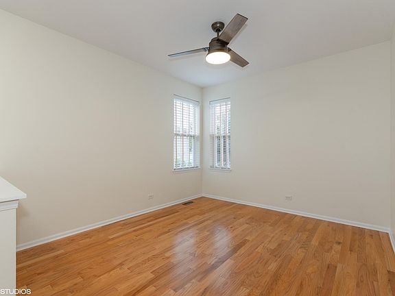 5th image of 327 Fairmont Ct