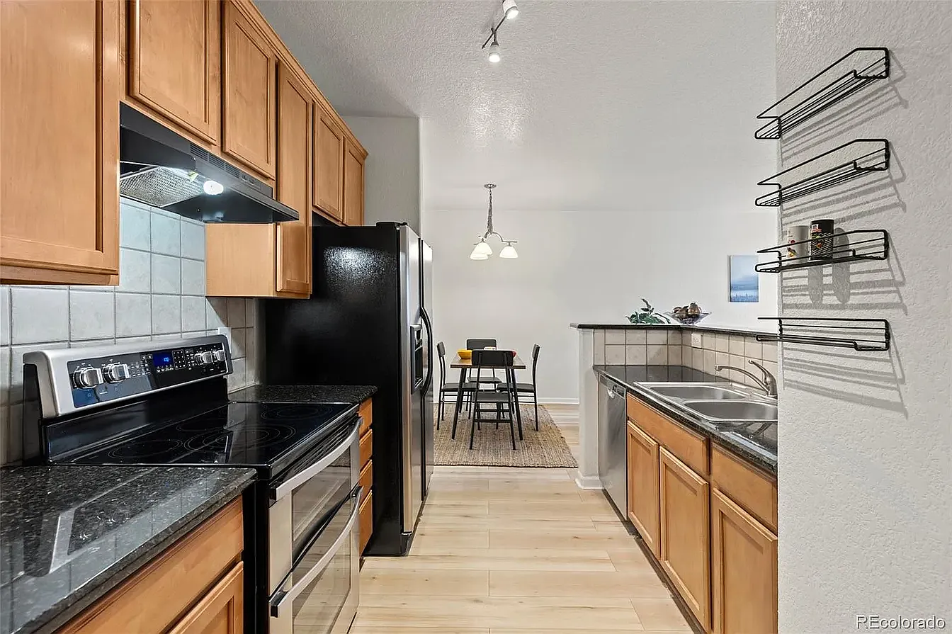 5537 Lewis Ct — Photo 4