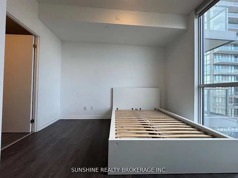 32 Forest Manor Rd #1105 — Photo 4