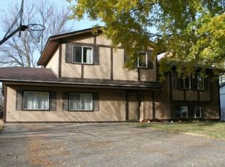 1409 Rainbow Ave, Maple Plain, MN 55359