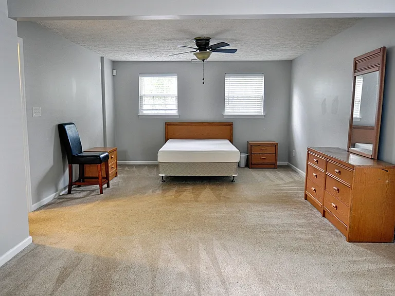 2807 Bombay Dr — Photo 4