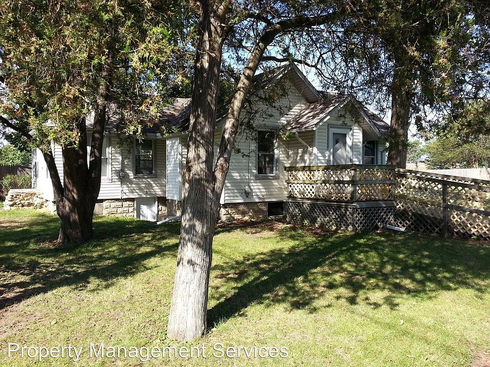 1st image of 20908 Waldron St