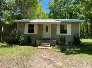 225 Norman Dr, Livingston, TX 77351