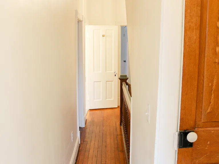 732 Salem Ave — Photo 22