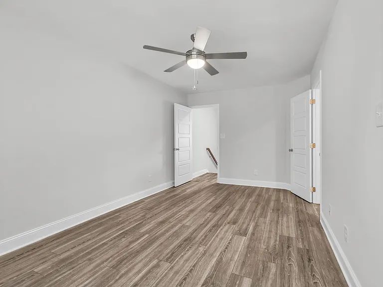 219 Limestone Point Dr — Photo 8