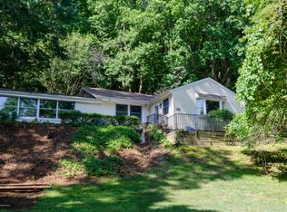 128 Nolan Rd, Morganville, NJ 07751