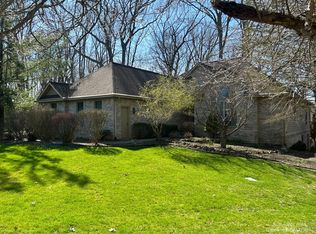 4824 Oak Hollow Ct, Dexter, MI
