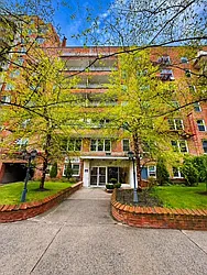 2815 Ocean Parkway