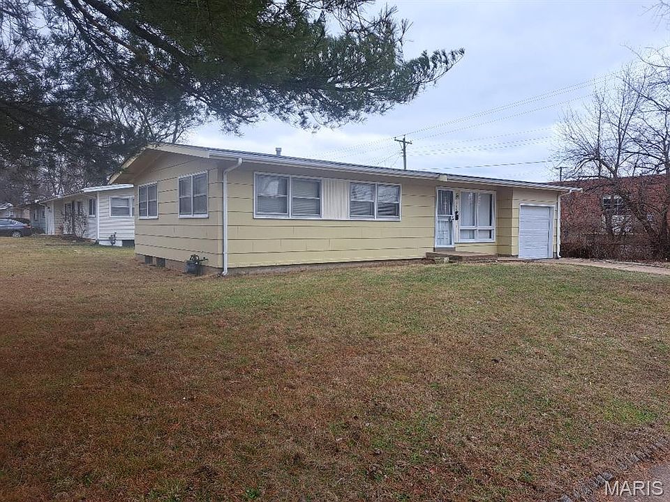1st image of 3100 Canfield Dr