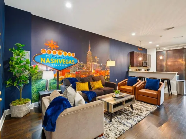 210 30th Ave N APT 407, Nashville, TN 37203