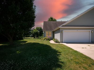 109 Labrador Ln, Downs, IL, 61736