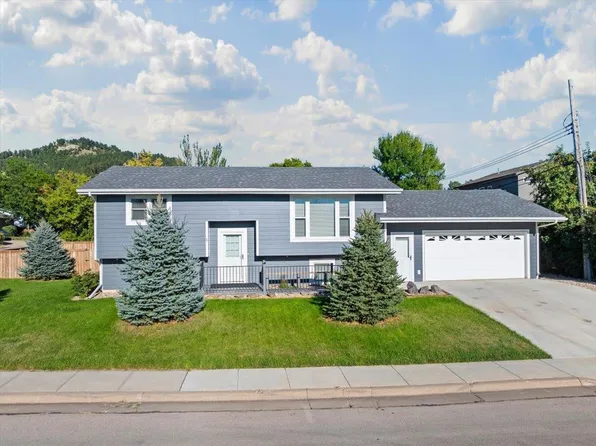 540 N 12th St, Spearfish, SD 57783