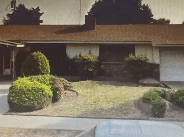 3512 N 3rd St, Fresno, CA 93726
