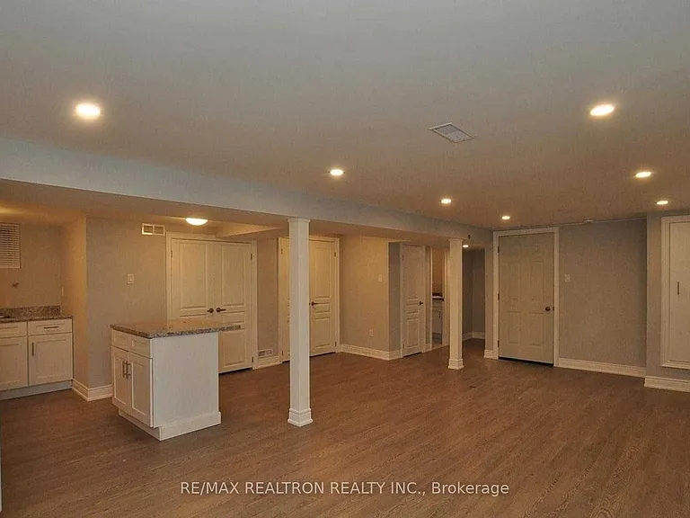17 Crosland Dr #BASEMENT — Photo 7