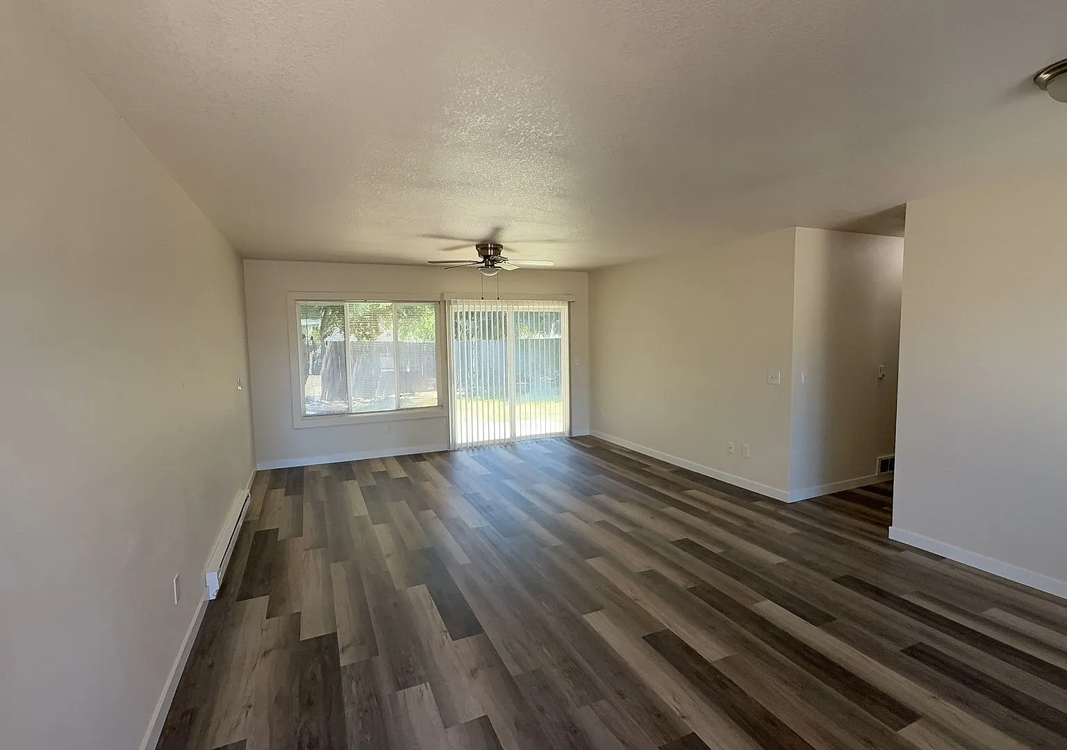 Newly remodeled 3 bedroom 1 bath home Come check it out!! Schedule a tour today. — Photo 1