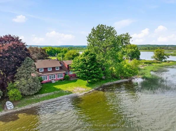 67 Price St E, Brighton, ON K0K 1H0