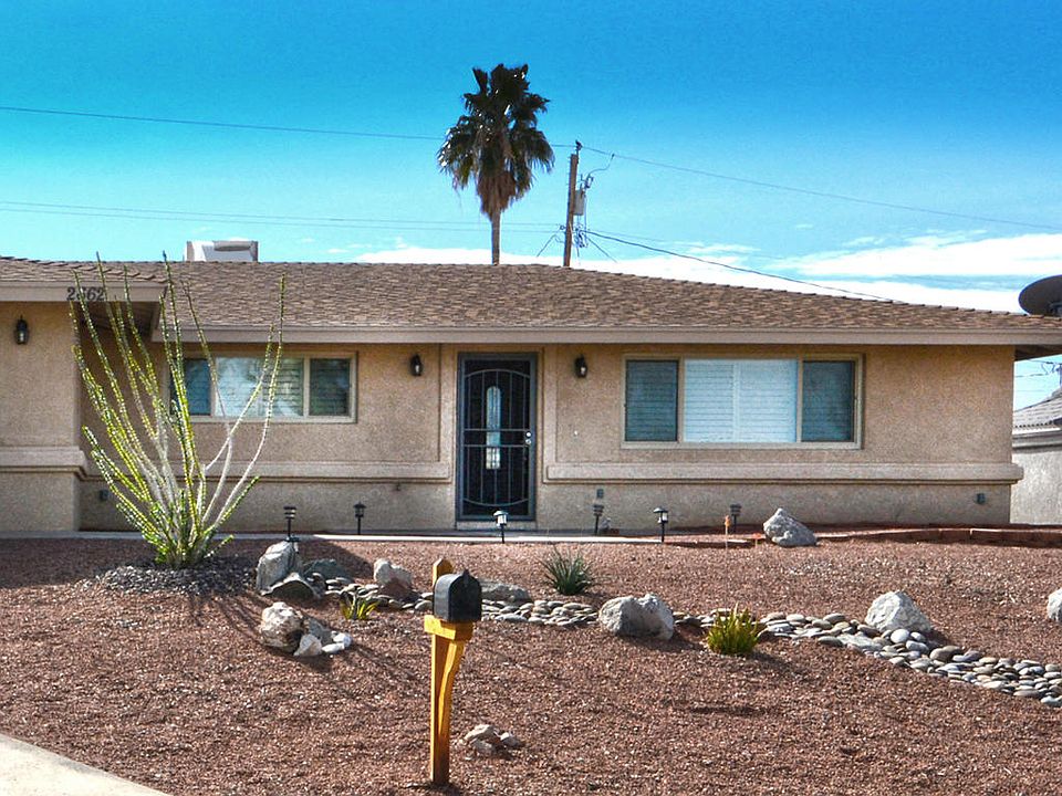 1st image of 2662 Beverly Glen Dr