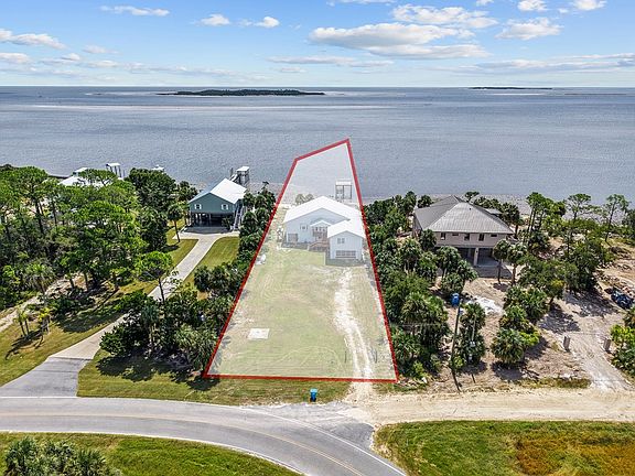 4th image of 16616 SW Airport Rd