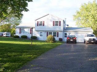 10 Bucky Dr, Rochester, NY 14624