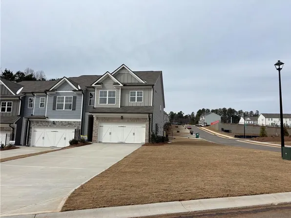 6652 Parsons St, Flowery Branch, GA 30542