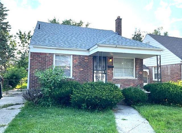 1st image of 8665 Warwick St