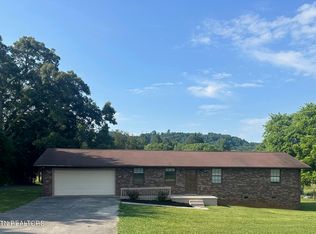 615 N Edington Ln, Knoxville, TN 37920