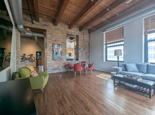 525 W Superior St #325S, Chicago, IL 60654