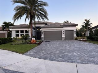 11230 Daphne Ct, Naples, FL 34120