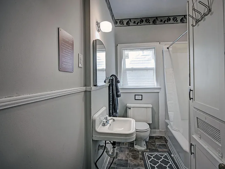1124 Martingale Rd — Photo 40