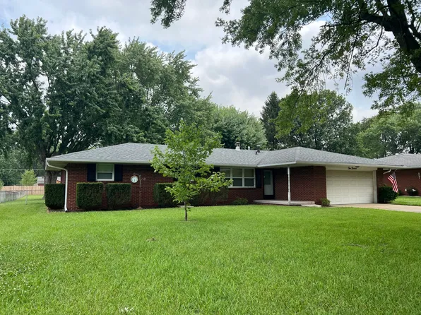 212 Crosby Dr, Indianapolis, IN 46227