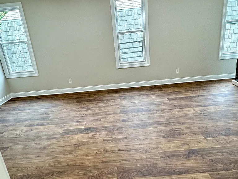 118 Parkview Ave #2 — Photo 10