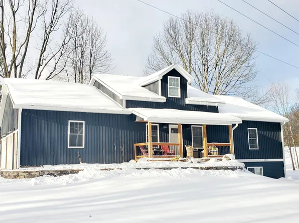 296 Doster Rd, Plainwell, MI 49080