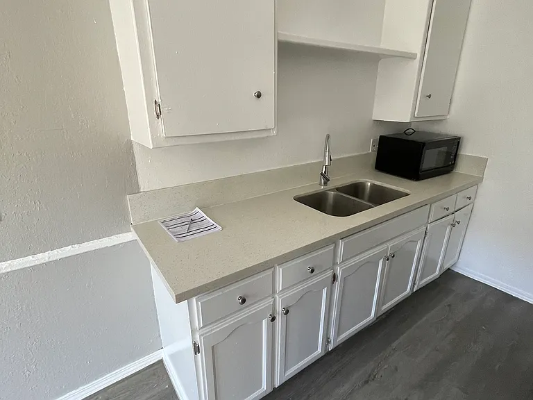 1705 E Kay St #2 — Photo 2