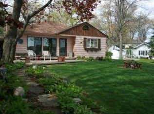 8839 406th Ave, Genoa City, WI 53128