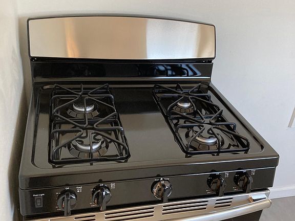 4th image of 2624 S Barrington Ave #2624