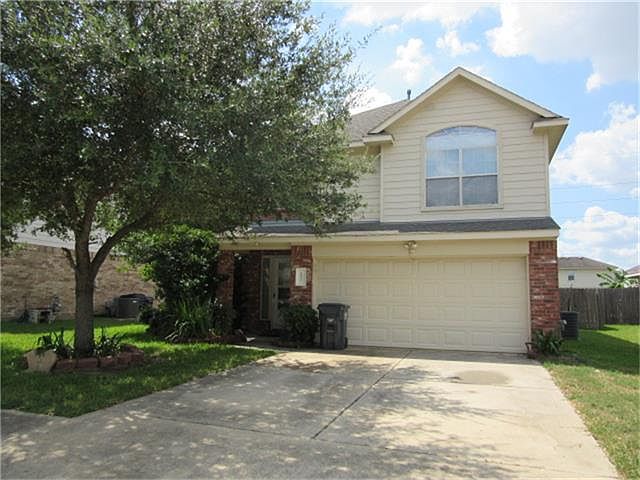 1st image of 3843 Silverhawk Dr