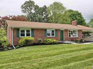 820 Forge Rd, Carlisle, PA 17015