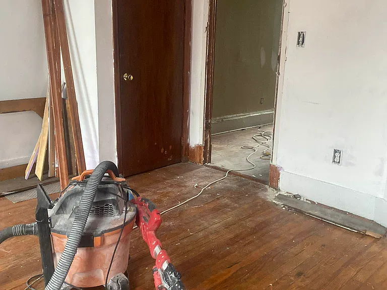 25-43 35th St #2L — Photo 6