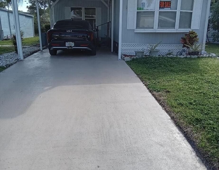 1st image of 16 Santa Cruz Way