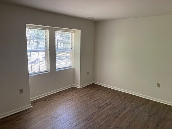 5th image of 6821 Village South Dr #5