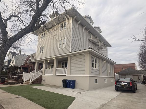 512 Beach 130 St #2B
